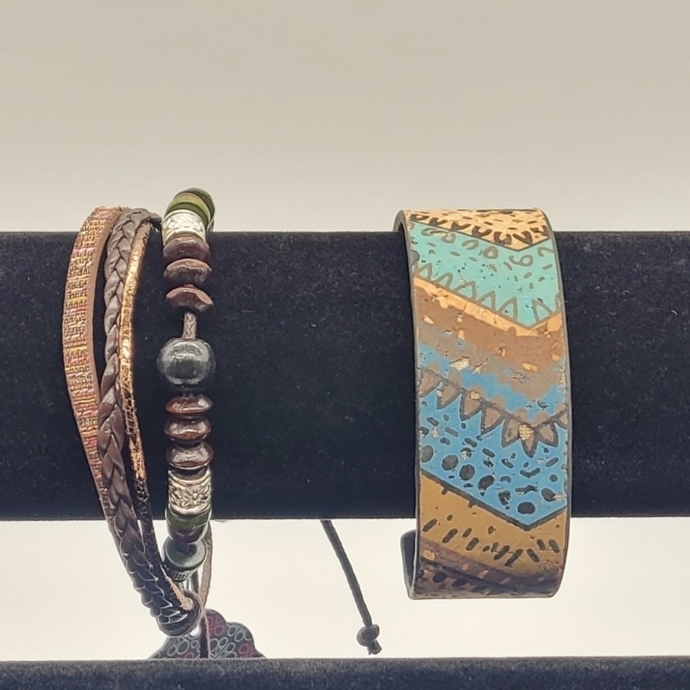 Paparazzi Jewelry Collection 2 Bracelets (Urban Delight)​​​